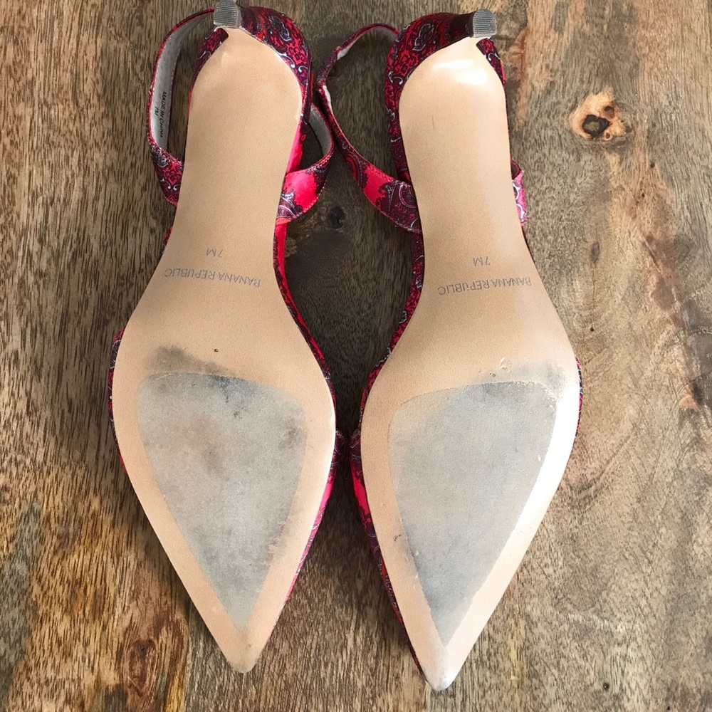 Banana Republic Red Paisley Pointed-Toe Slingback Flats - Picture 5 of 5